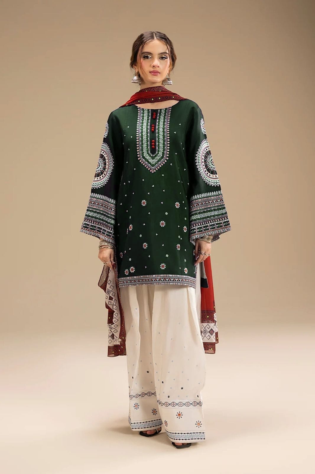 Jazmin 3pc Embroidered Lawn Suit