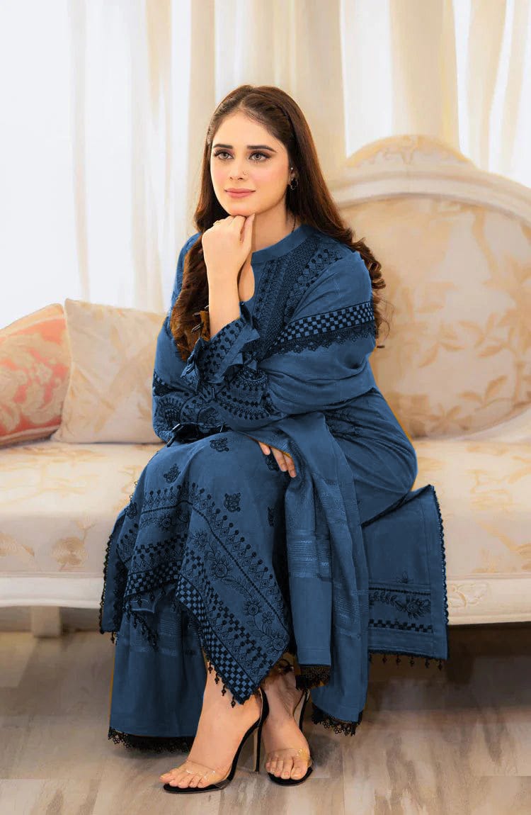 LIBAAS 3pc Embroidered Lawn Suit