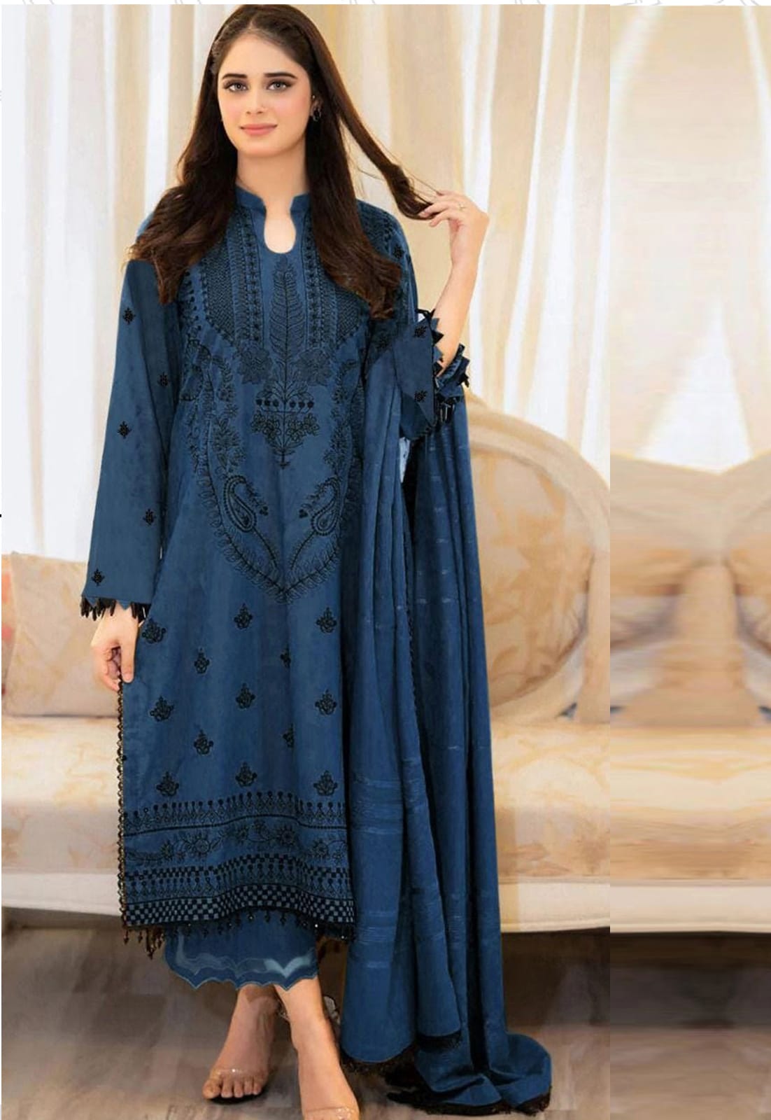 LIBAAS 3pc Embroidered Lawn Suit
