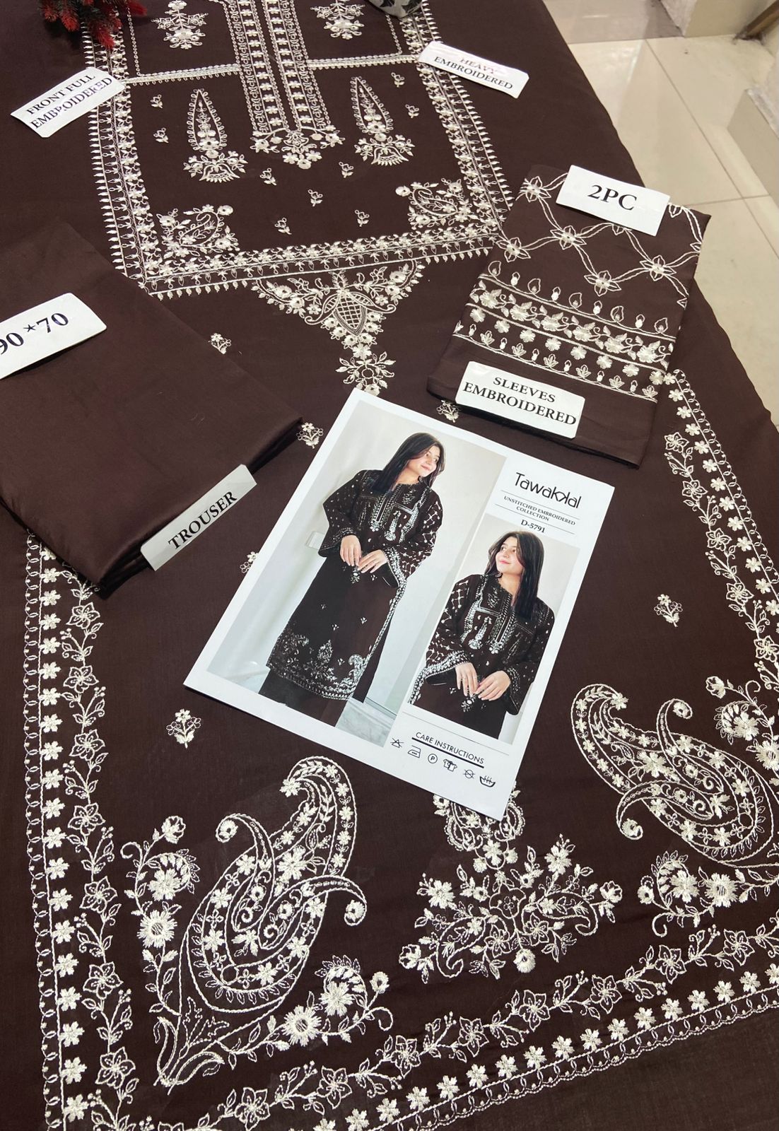 TAWAKKAL 2pc Embroidered Lawn Suit