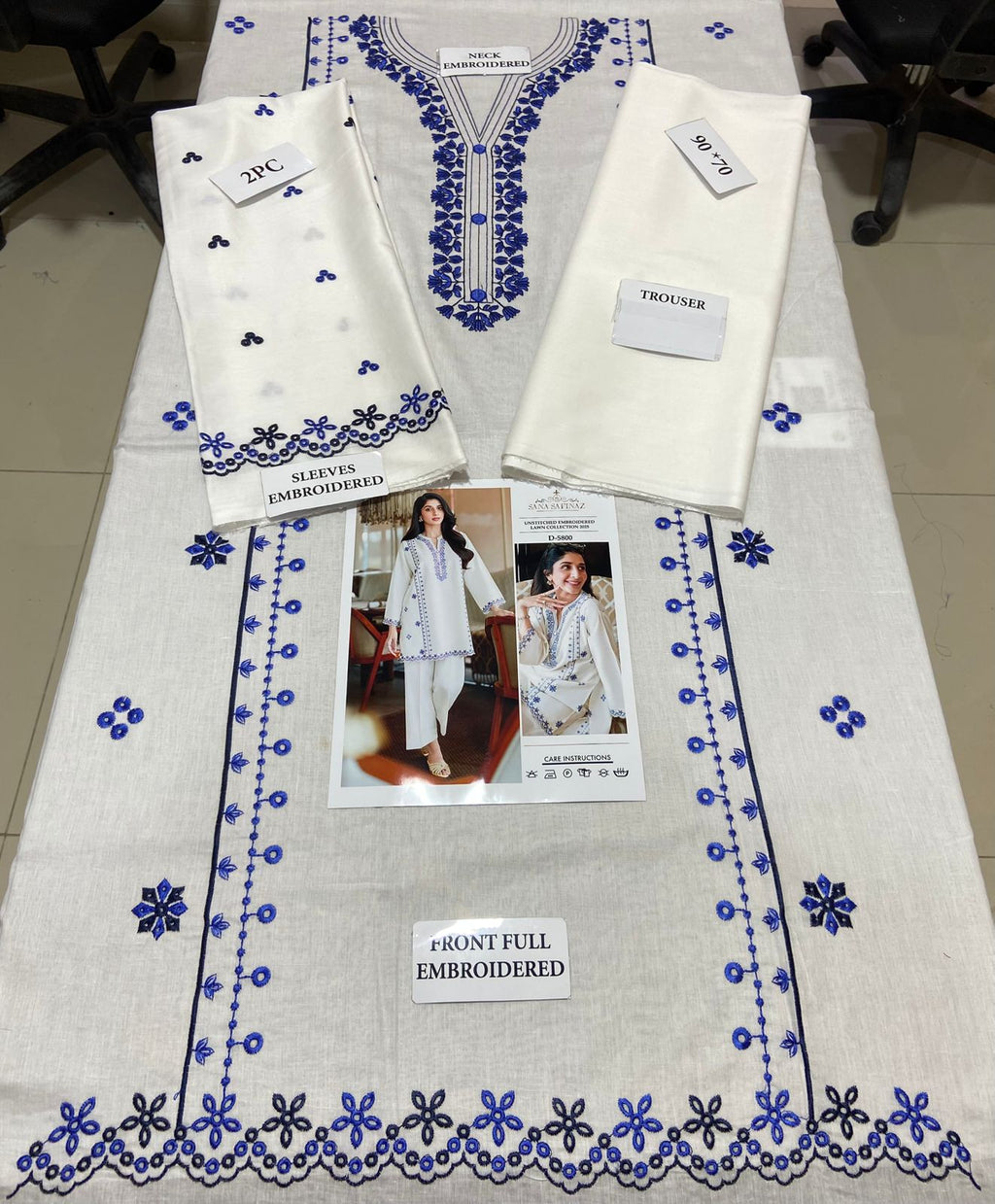 SANA SAFINAZ 2pc Embroidered Lawn Suit