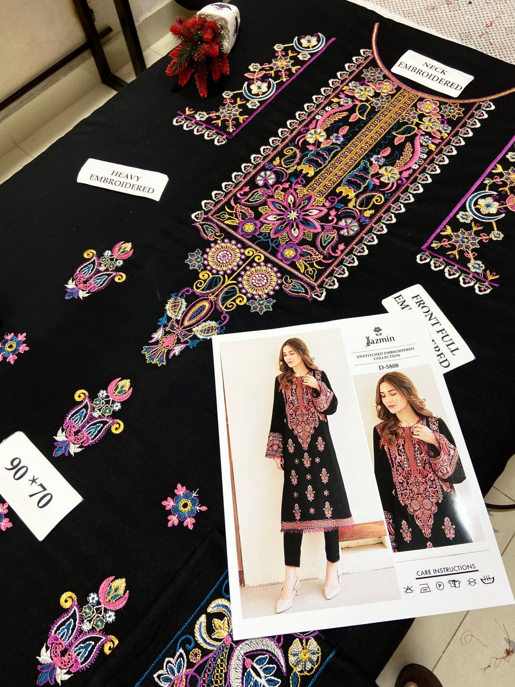 RUMI'S 2pc Embroidered Lawn Suit
