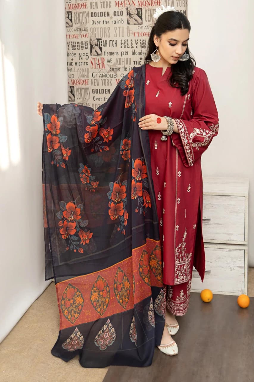 URGE 3pc Embroidered Lawn Suit