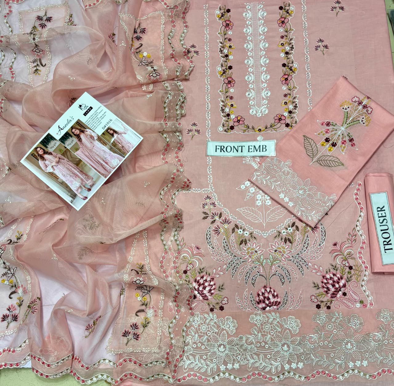 ANEELA'S 3pc Heavy Embroidered Lawn Suit