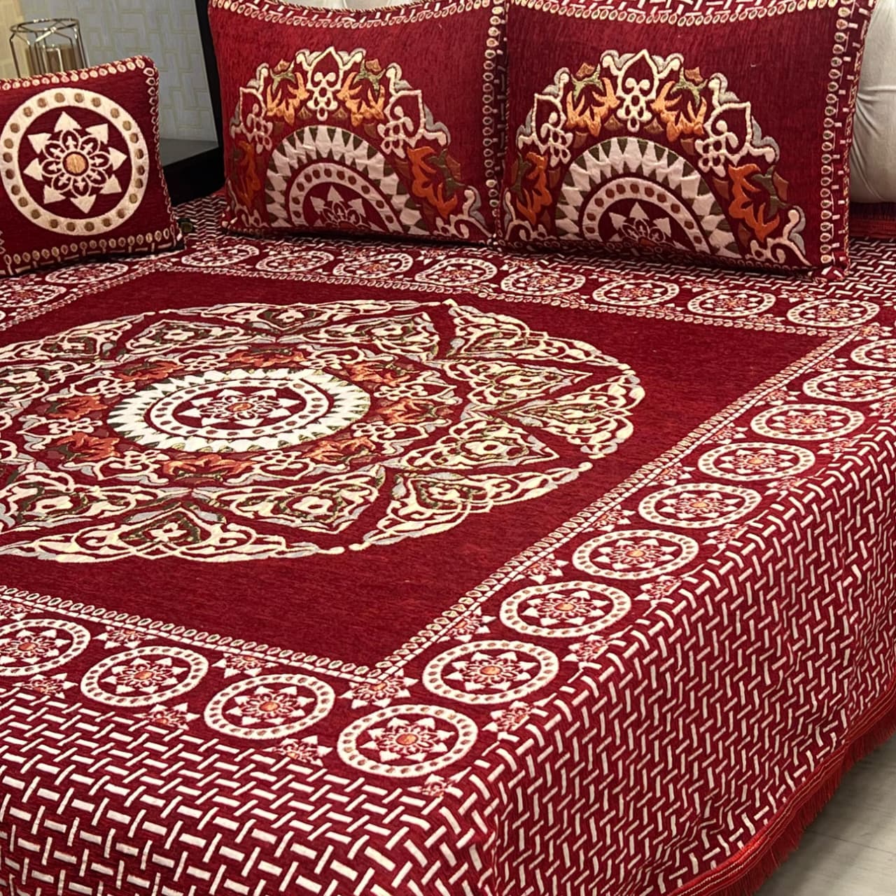 4Pc Velvet Jaquard Bedsheet King Size