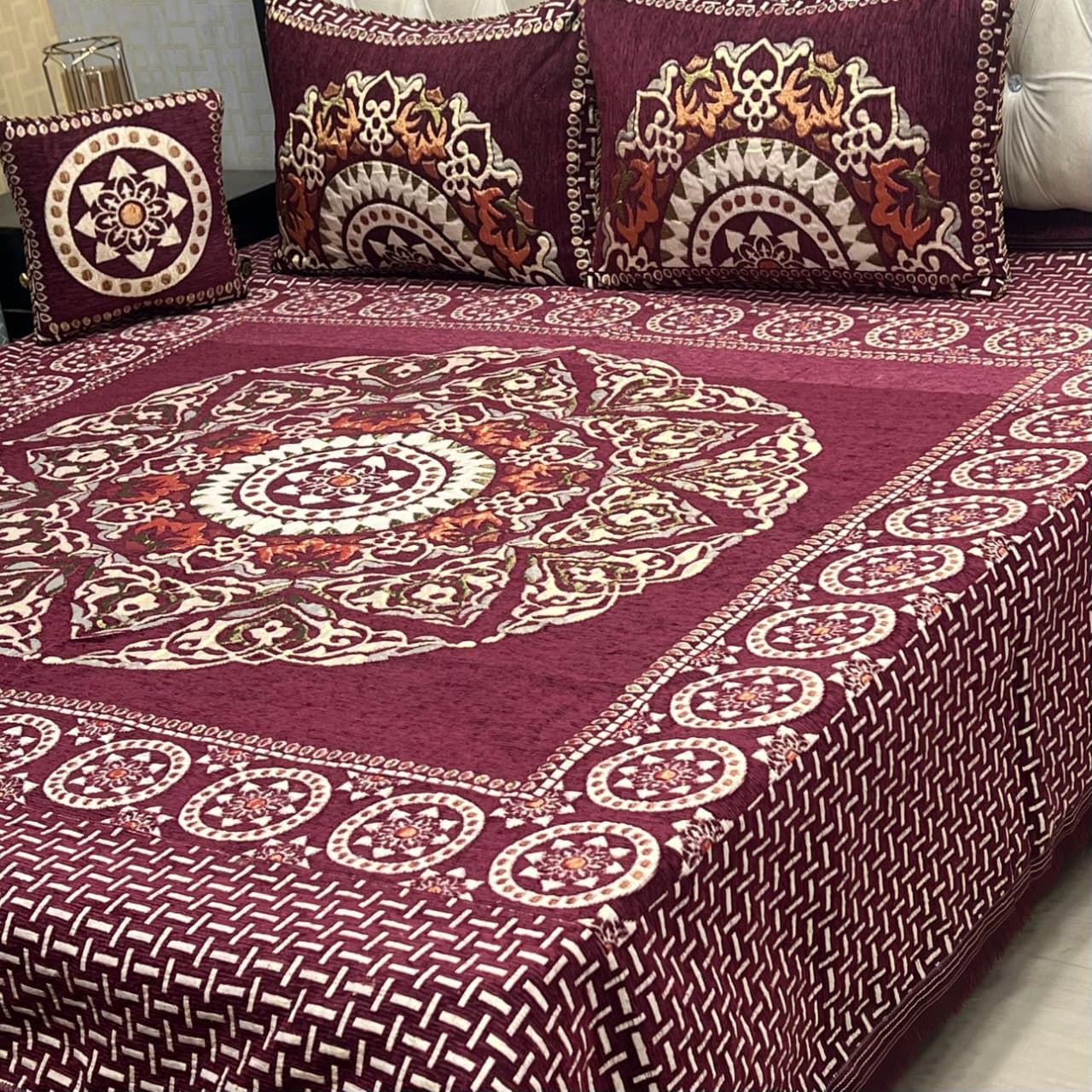 4Pc Velvet Jaquard Bedsheet King Size